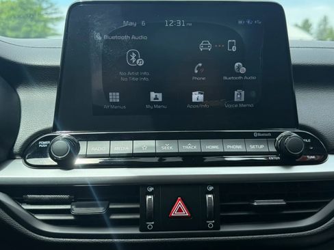 Used 2019 Kia Forte LXS FWD image 18