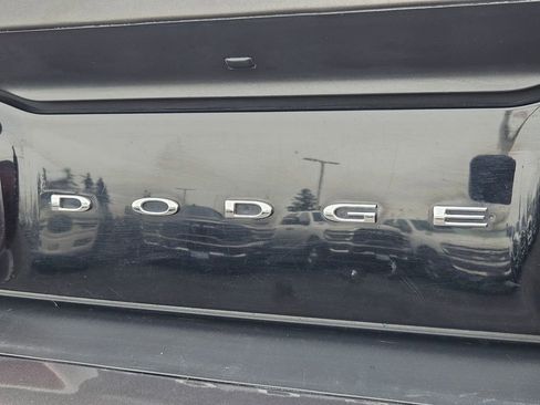 Used 2022 Dodge Challenger SXT RWD image 27