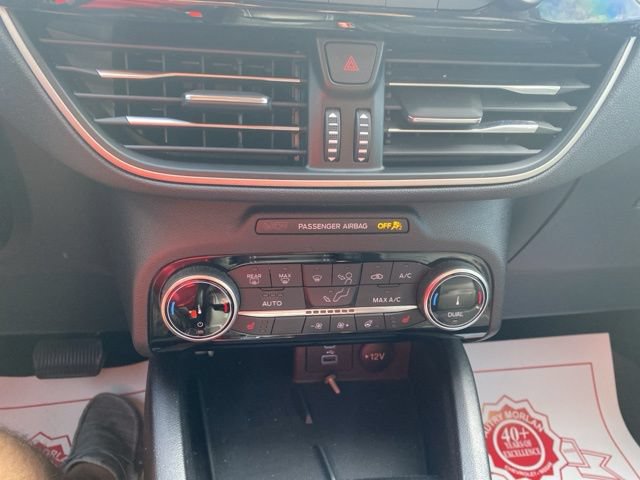 Used 2022 Ford Escape SEL w/ Technology Package FWD image 23