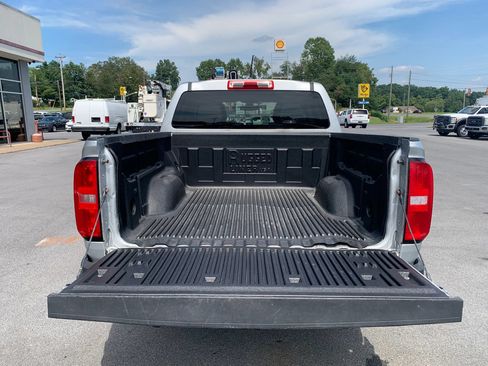 Used 2018 Chevrolet Colorado W/T w/ WT Convenience Package AWD/4WD image 27
