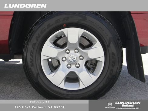 Used 2023 RAM 1500 Big Horn AWD/4WD image 14