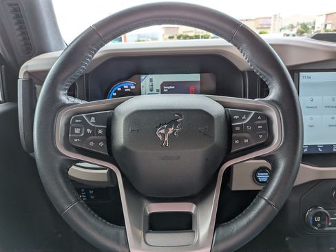 Used 2023 Ford Bronco Wildtrak AWD/4WD image 13
