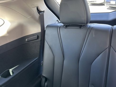 Used 2023 Acura MDX SH-AWD w/ Technology Package image 8