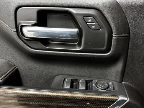 Used 2021 Chevrolet Silverado 1500 RST image 11