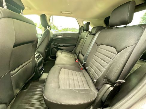 Used 2023 Ford Edge SEL w/ Convenience Package AWD/4WD image 4