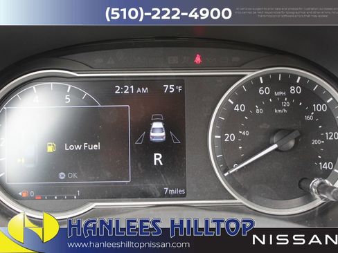 New 2025 Nissan Versa SR w/ Trunk Package image 27