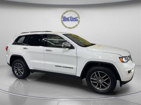 Used 2017 Jeep Grand Cherokee Limited w/ Trailer Tow Group IV AWD/4WD image 7