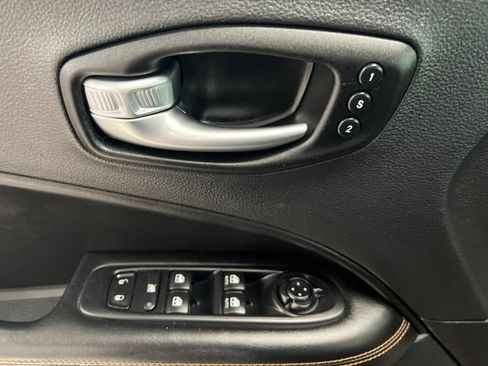 Used 2021 Jeep Compass Limited w/ Elite Interior Group AWD/4WD image 19