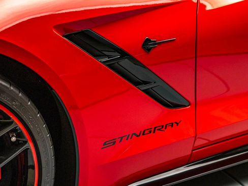 Used 2015 Chevrolet Corvette Stingray Coupe w/ 2LT Preferred Equipment Group image 28