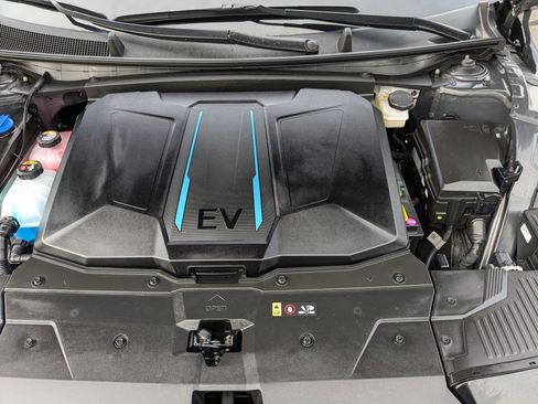 Certified 2024 Hyundai Ioniq 5 Limited image 33