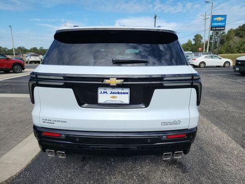 New 2026 Chevrolet Traverse High Country w/ LPO, Floor Liner Package image 7