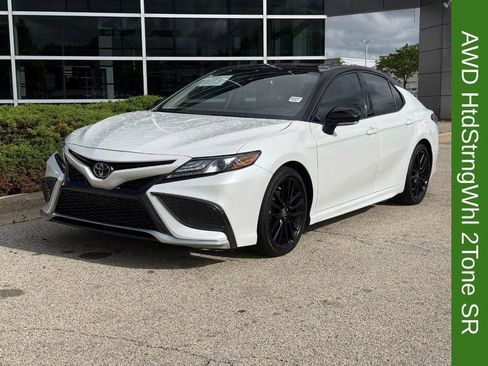 Used 2022 Toyota Camry XSE AWD/4WD image 6