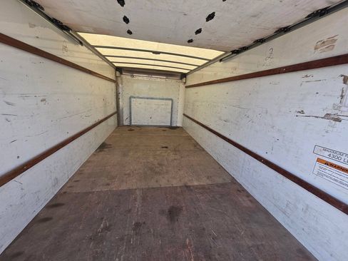 Used 2022 Ford E-350 and Econoline 350 Super Duty RWD image 19