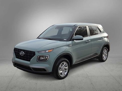 New 2026 Hyundai Venue SE image 4