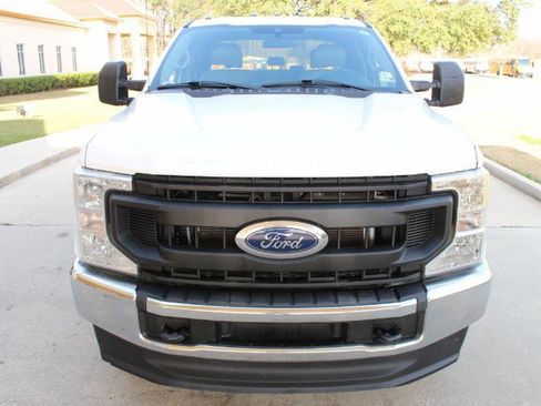Used 2021 Ford F250 XL w/ Power Equipment Group image 6