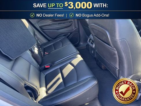 Used 2024 GMC Terrain SLT image 23