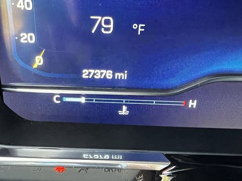 Used 2022 Chevrolet Silverado 1500 LTZ image 21