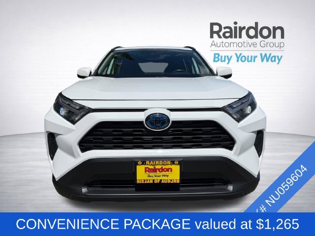 Used 2022 Toyota RAV4 XLE w/ Convenience Package AWD/4WD image 2