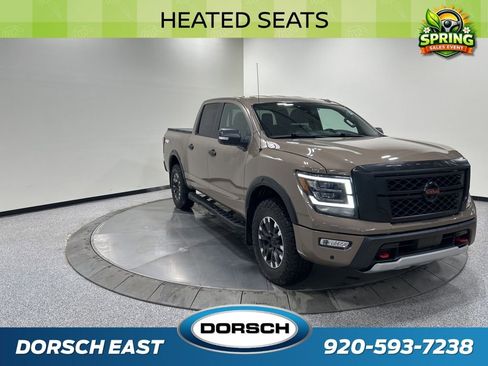 Used 2021 Nissan Titan PRO-4X w/ Pro-4x Convenience Package image 4