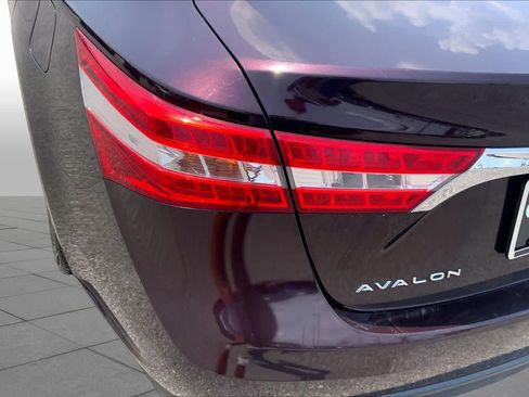 Used 2013 Toyota Avalon XLE FWD image 27