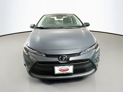 Used 2026 Toyota Corolla LE FWD image 2