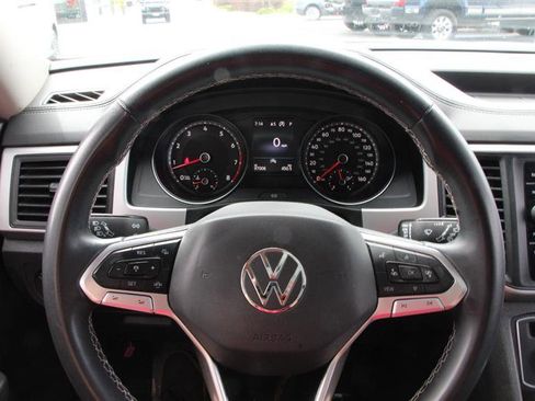 Used 2021 Volkswagen Atlas SE image 17