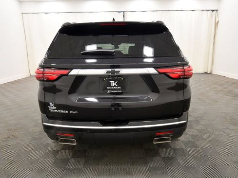 Used 2024 Chevrolet Traverse High Country AWD/4WD image 6