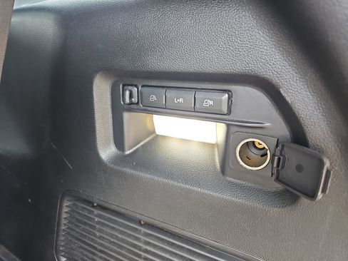 Used 2020 Ford Explorer ST w/ Premium Technology Package image 11