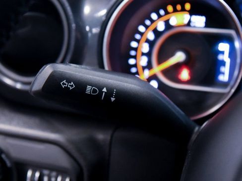 Used 2022 Jeep Wrangler Unlimited Sport image 27