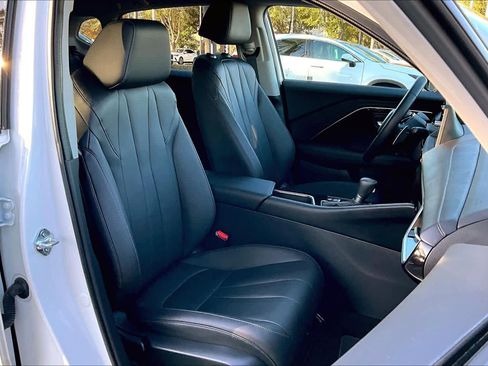 Certified 2025 Acura ADX image 9