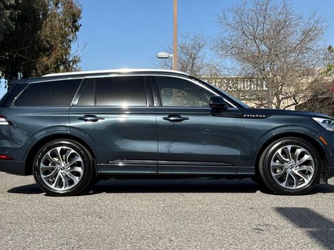 Certified 2023 Lincoln Aviator Grand Touring w/ Equipment Group 301A image 3