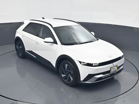 New 2025 Hyundai Ioniq 5 SEL image 15