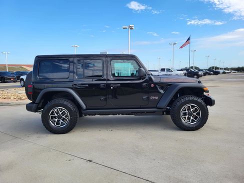 New 2026 Jeep Wrangler Unlimited Rubicon w/ Technology Group AWD/4WD image 6
