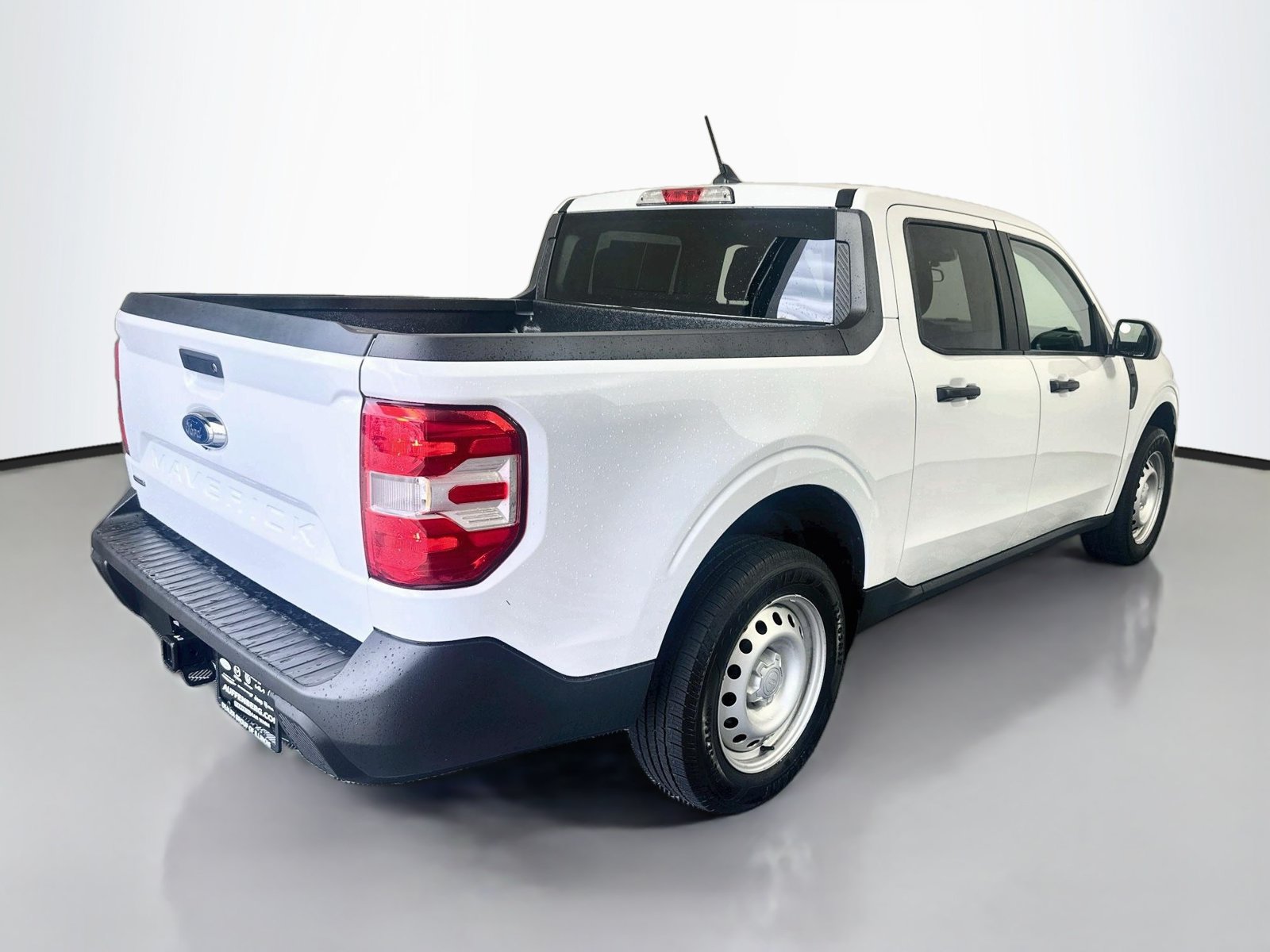 Used 2024 Ford Maverick XL FWD image 7
