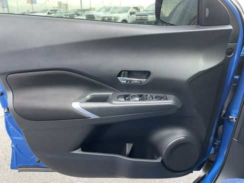 Used 2024 Nissan Kicks SV image 15