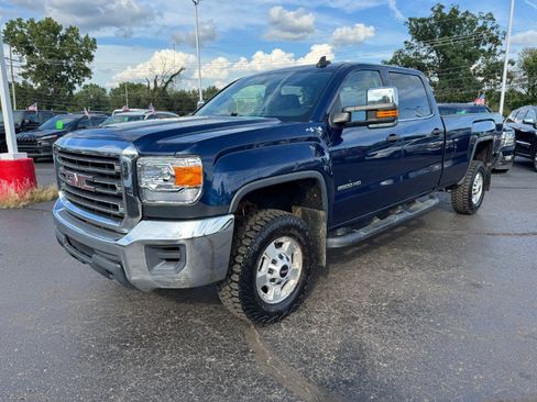 Used 2015 GMC Sierra 2500 SLE AWD/4WD image 1