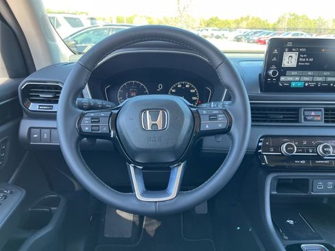 Certified 2025 Honda Pilot EX-L image 14