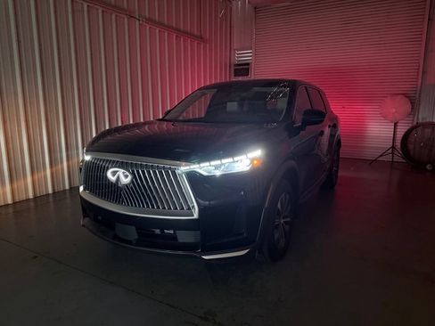 Certified 2026 INFINITI QX60 Pure w/ Cargo Package AWD/4WD image 8