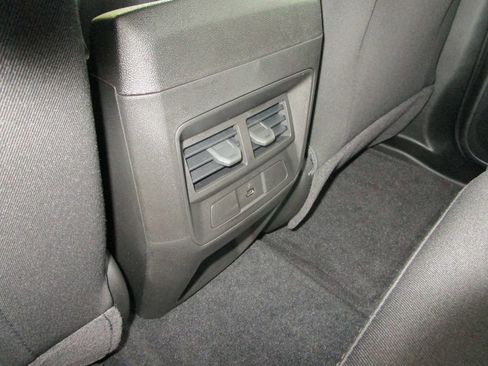 New 2026 GMC Canyon Elevation image 19