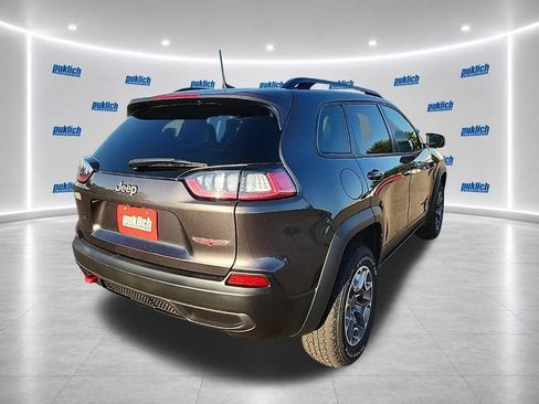 Used 2022 Jeep Cherokee Trailhawk w/ Comfort/Convenience Group AWD/4WD image 5