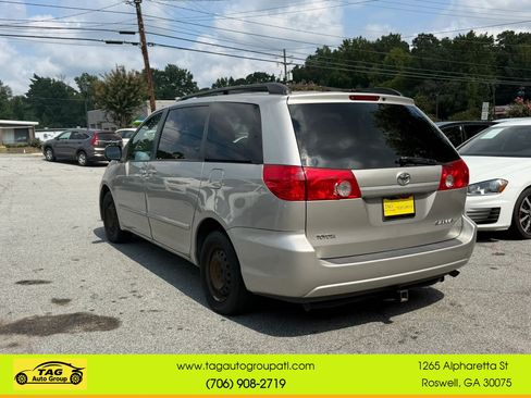 Used 2008 Toyota Sienna LE FWD image 5