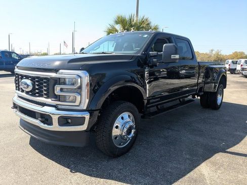 New 2026 Ford F450 XLT w/ XLT Premium Package image 9