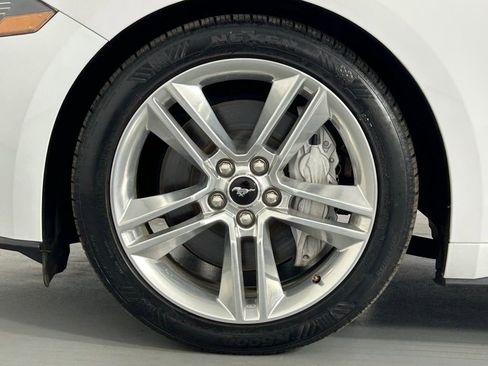 Used 2021 Ford Mustang GT Premium w/ Ford Safe & Smart Package RWD image 29