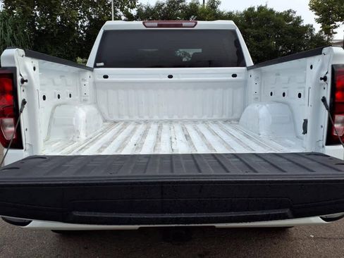 Used 2024 GMC Sierra 1500 Elevation image 6