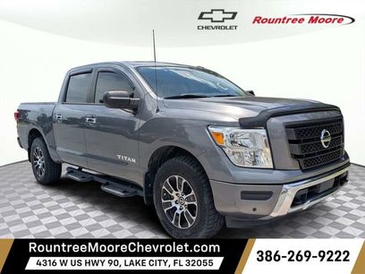 Used 2021 Nissan Titan SV w/ SV Convenience Package