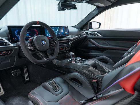 Used 2025 BMW M4 CS AWD/4WD image 12