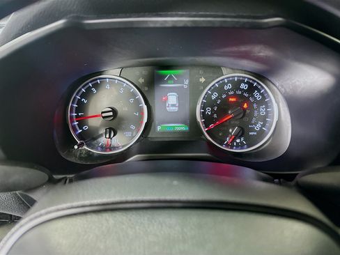 Used 2022 Toyota RAV4 LE FWD image 19