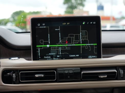 Used 2023 Lincoln Aviator Reserve w/ Elements Package Plus AWD/4WD image 36