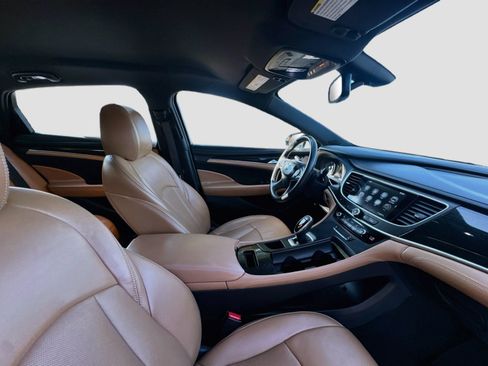 Used 2018 Buick LaCrosse Essence FWD image 31