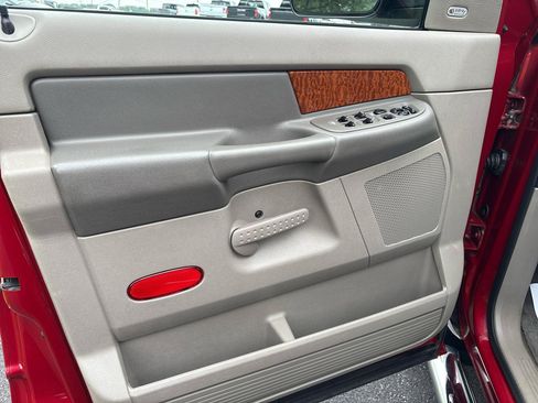 Used 2006 Dodge Ram 2500 Truck Laramie RWD image 29